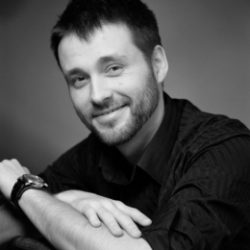 Парень, срочно ищу ласковую киску Парень, срочно ищу ласковую киску