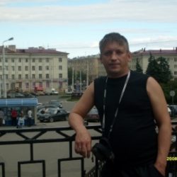 Молодой, симпатичный парень, ищу девушку Молодой, симпатичный парень, ищу девушку