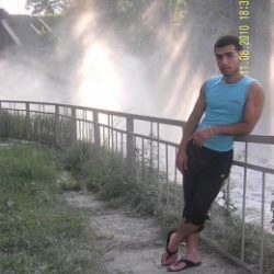 Девственник хочет секса с девушкой из Саратов Девственник хочет секса с девушкой из Саратов