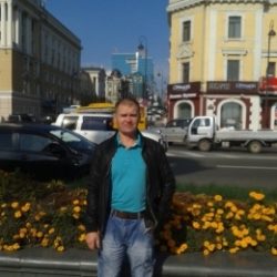 Парень, ищу девушку или молодую женщину Парень, ищу девушку или молодую женщину