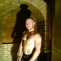 Ухоженный парень ищу девушку для интим встреч в Саратове Ухоженный парень ищу девушку для интим встреч в Саратове